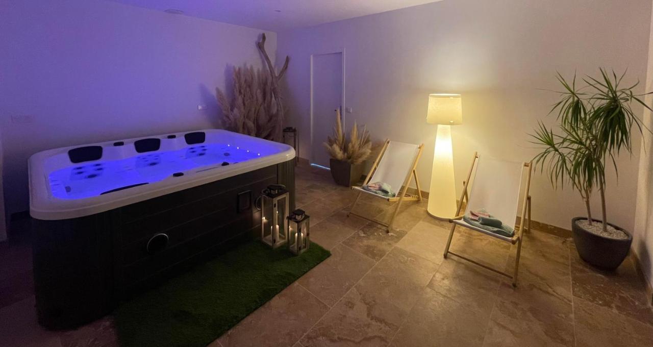 La Nuit Etoilee Aparthotel Сен-Мартен-дьо-Кро Екстериор снимка